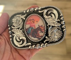Vintage Style Pink Cowgirl Belt Buckle Western Rodeo Trophy for Women Gift Wear