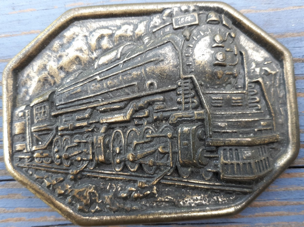 vintage belt buckle Avon train locomotive steam engine brass 3.5&Prime; long