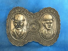 vintage 80s BUTCH CASSIDY AND THE SUNDANCE KID PINKERTON&rsquo;S GALLERY BELT BUCKLE