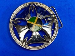 Spinning Moving Round Wheel Green Black Yellow Flag? Color Belt Buckle