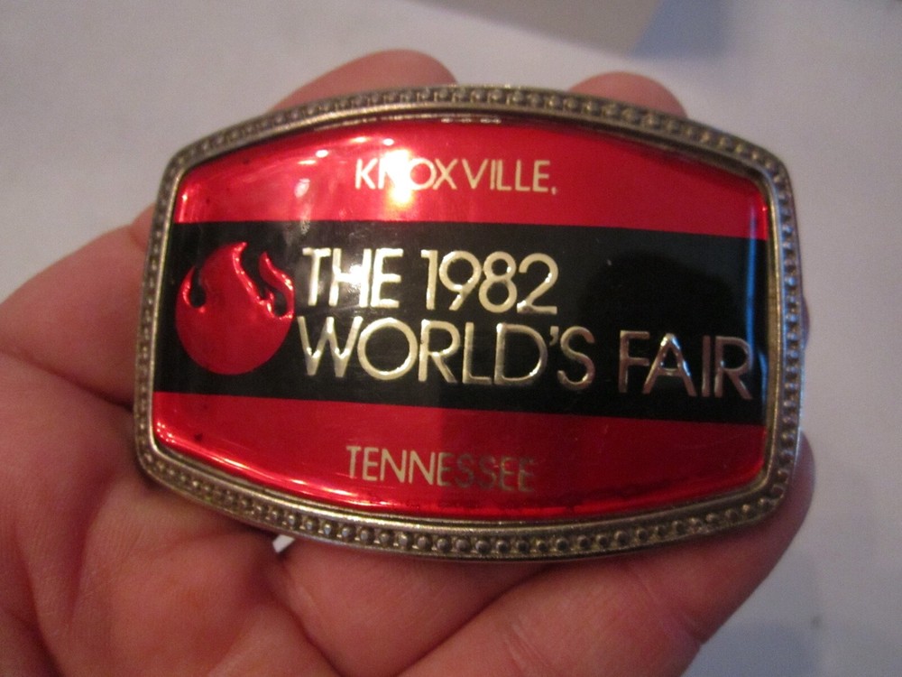1982 WORLD&rsquo;S FAIR BELT BUCKLE – KNOXVILLE, TENNESEE – BOX GW 4