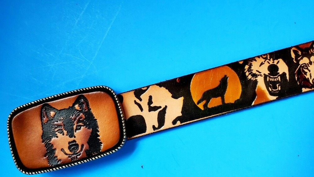 WOLF SCENE Genuine Leather Belt & Matching WOLF Epoxy Buckle A