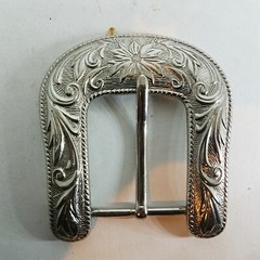 Belt Buckle Flower Design One And A Half Inch Belt 4 Cm