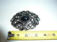 WESTERN OVAL FLORAL ENGRAVED RHINESTONE Belt Buckle 3.5 » X 2.5 »