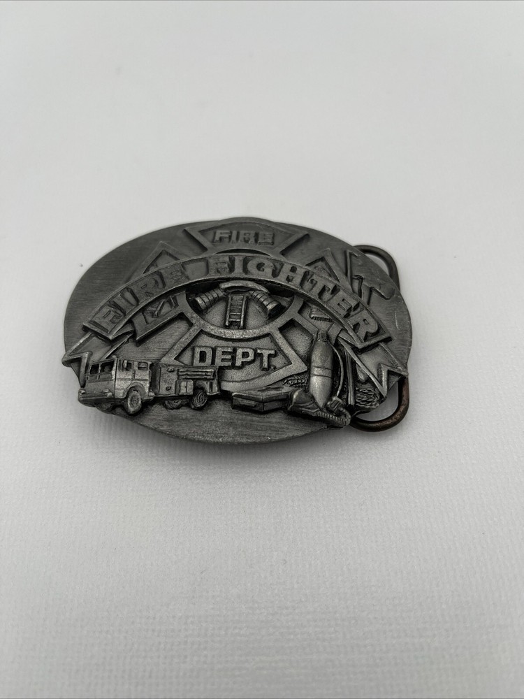 FIRE FIGHTER Belt Buckle Fire Dept. Siskiyou 1991 America&rsquo;s Heroes Used Guc