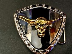 Long Horn Bull Steer Cow Black Stripe On Reflective Shield Pattern Belt Buckle