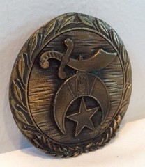 Vintage Bronze 2-3/8&Prime; Round Sword Moon Star Designed Belt Buckle EUC