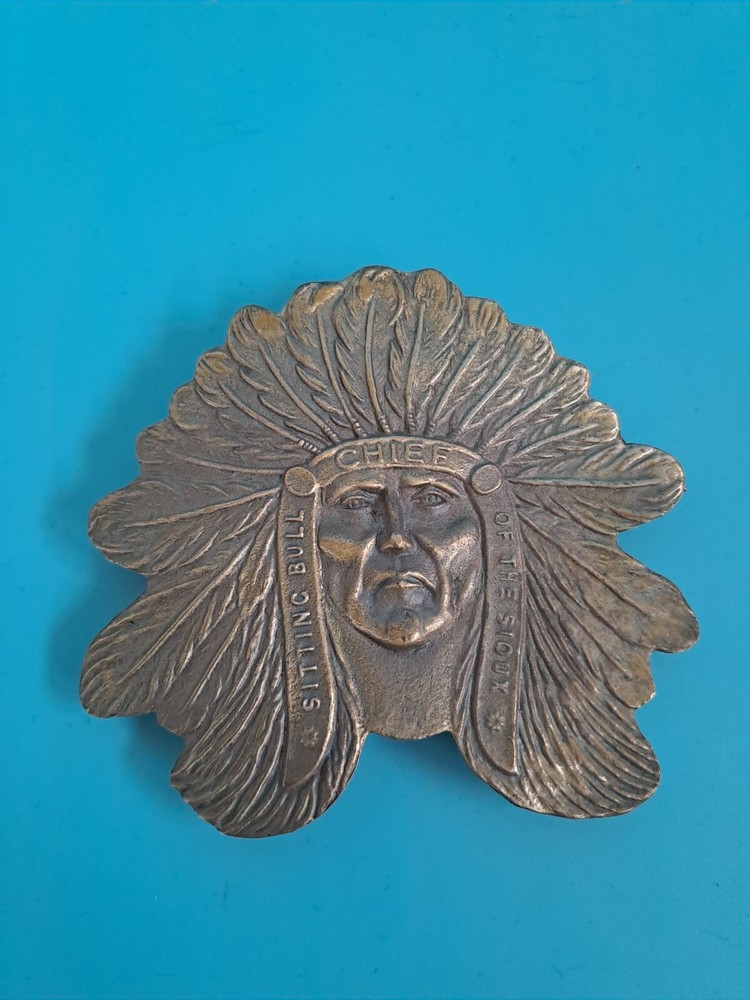 Belt buckle Indian head buckle biker relief sitting bull Sioux