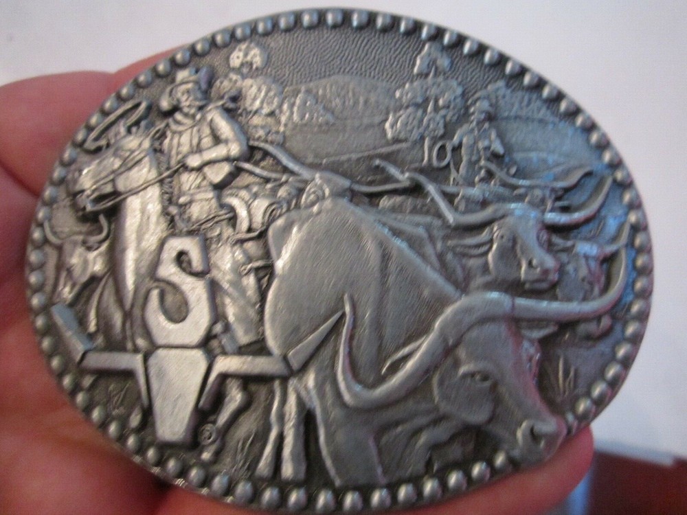 COWBOYS AND LONGHORNS DESIGN BELT BUCKLE – GW-5