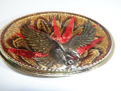 1980s EAGLE with REAL FEATHERS BELT BUCKLE MADE USA GOLD METAL RESIN VINTAGE #6