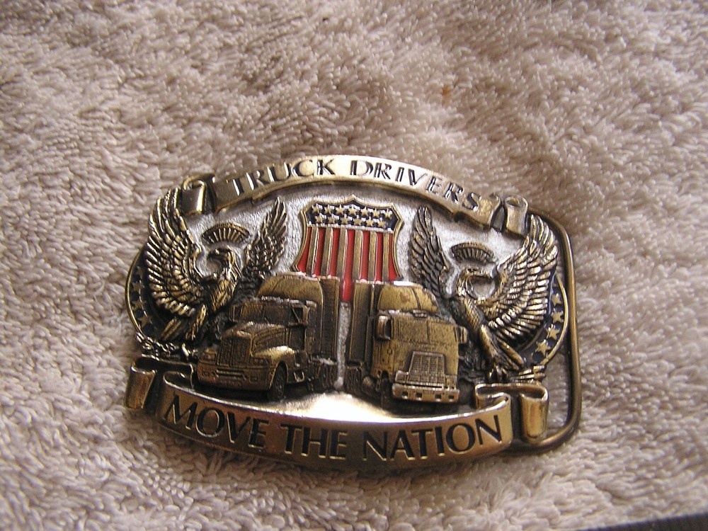 Vintage Truck Drivers Move the Nation