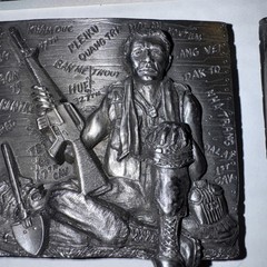 Vintage Military Belt Buckle Vietnam 101ST airborne 1st Cav. New Old Stock ￼