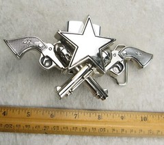 Rock Rebel 2 Revolvers 1 Star Belt Buckle Lighter Holder Pistols Buckle