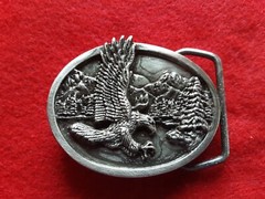 PEWTER BELT BUCKLE, « EAGLE » 3-D DESIGN, SISKIYOU-BERGAMOT USA, MAN-0724*08423