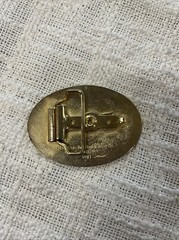 1981 New River Banking And Trust Company Blank Gold Toned Country Belt Buckle