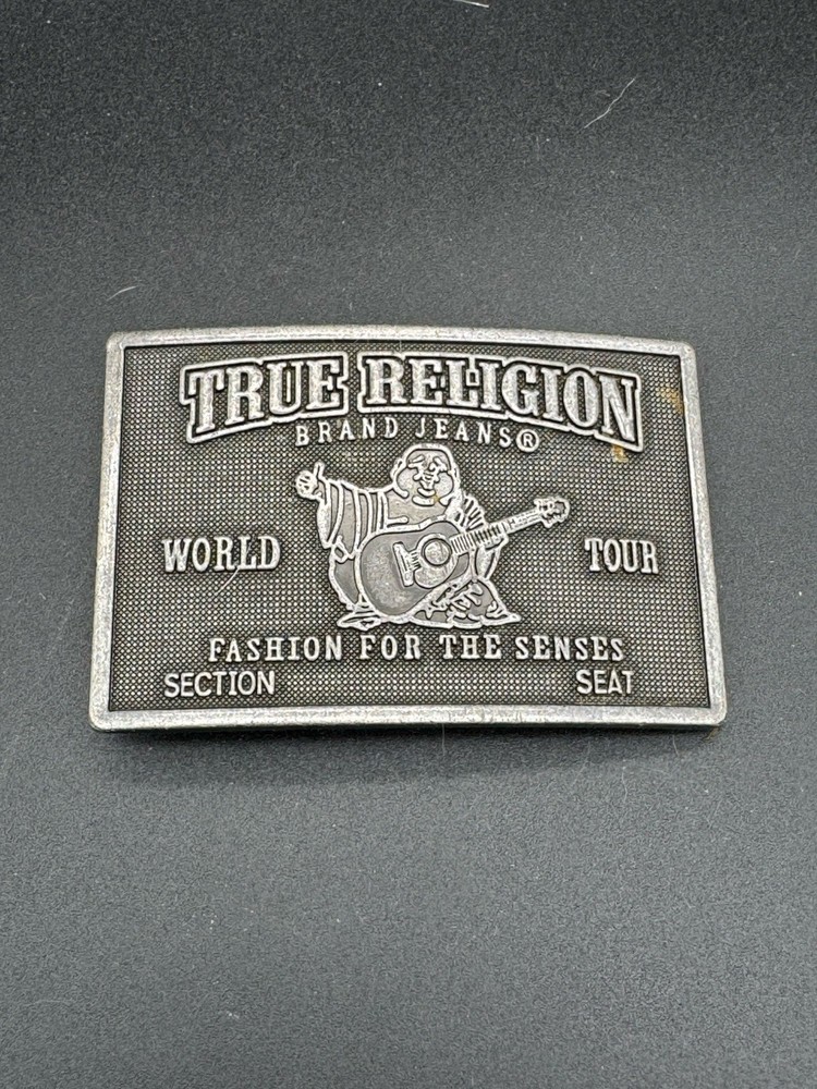 True Religion « World Tour » metal plaque belt buckle