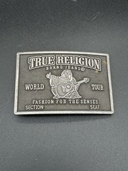 True Religion « World Tour » metal plaque belt buckle