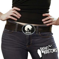 Sasquatch Belt Buckle – Big Foot Sighting Handmade Oval Buckle – 731
