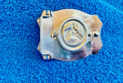WESTERN BELT BUCKLE Silver Metal HORSE OR COIN MEN S ACCESSORIES CLASSIC LOOK