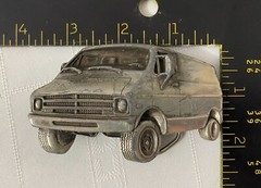 VINTAGE 1978 BERGAMOT BRASS WORKS VAN BELT BUCKLE