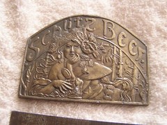 Vintage Schlitz Beer Belt Buckle Art Nouveau Woman N-168