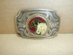 1980s HORSES BLACK & WHITE BELT BUCKLE MADE USA GOLD METAL RESIN VINTAGE