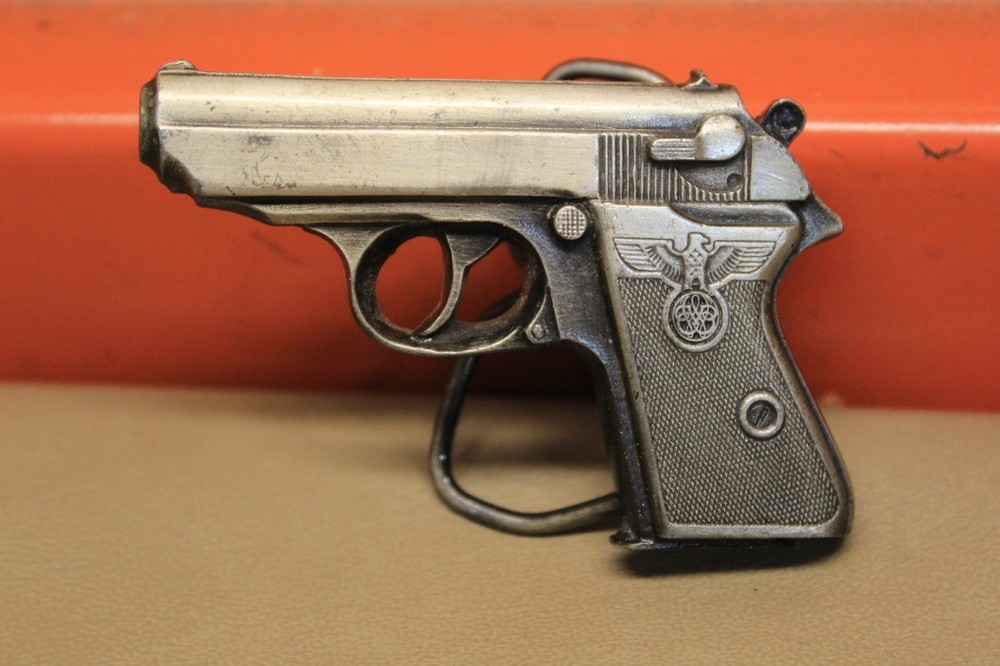 BERGAMOT BRASS WORKS Silver Tone Pistol Gun Belt Buckle 3&Prime; x 2&Prime; Vtg 1979 N-156