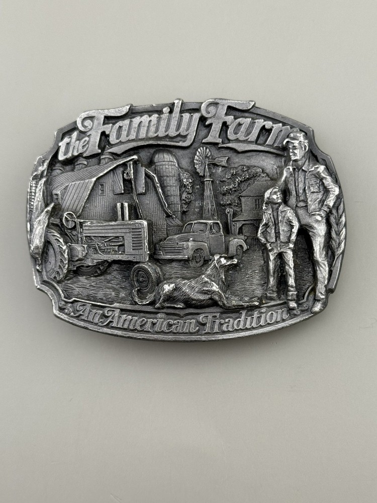 Family Farm Belt Buckle American Tradition Tractor Barn Vintage Pewter C+J 1986