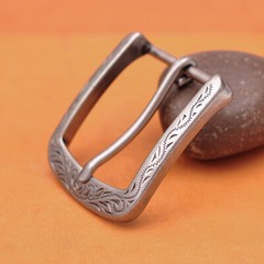 Flower Carved Antique Prong Pin Buckle Men Leather Belt Replacement Buckle 40mm