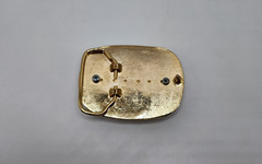 VINTAGE BELT BUCKLE – GEMSTONE NEEDED FOR CENTER Black and Goldtone Buckle