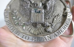 1981 Bergamot USA Great Seal « I&rsquo;m Proud To Be An American » Pewter Belt Buckle