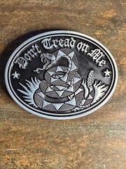 Don&rsquo;t Tread On Me Snake Belt Buckle Gadsden Flag Antique Silver Black Enamel