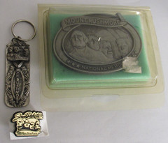Mt Rushmore Belt Buckle Keychain pin LOT National Landmark South Dakota Siskiyou