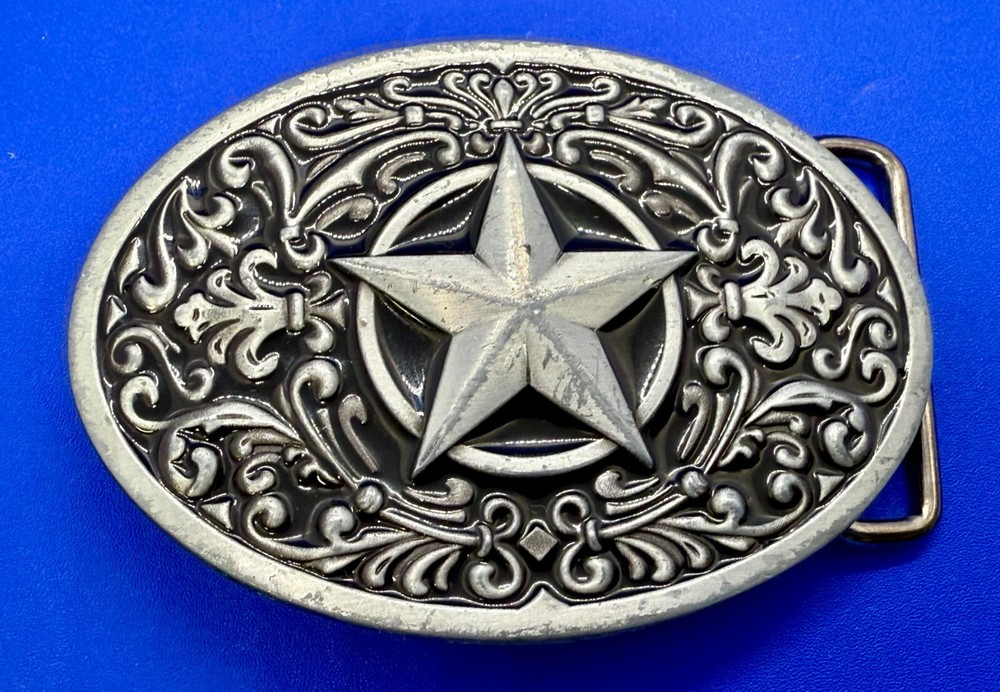 Centered Lone Star Fleur De Lis Design Swirl Silver & Balck Color Belt Buckle