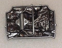 Belt Buckle Men Deer Hunting Wildlife Rifle Buck Metal – 3.25&Prime; x 2.25&Prime;