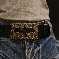 Crow belt buckle, Handmade belt buckle made of solid brass, Mythical black bird