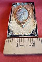 VTG Gold Toned Belt Buckle w Oval Jasper Stone fits 1 .5&Prime; Western Style Belt
