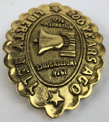 Liberty Bell 200 Years Ago Men’s Belt Buckle Beautiful Gold Finish 3.75&Prime; x 2.5&Prime;