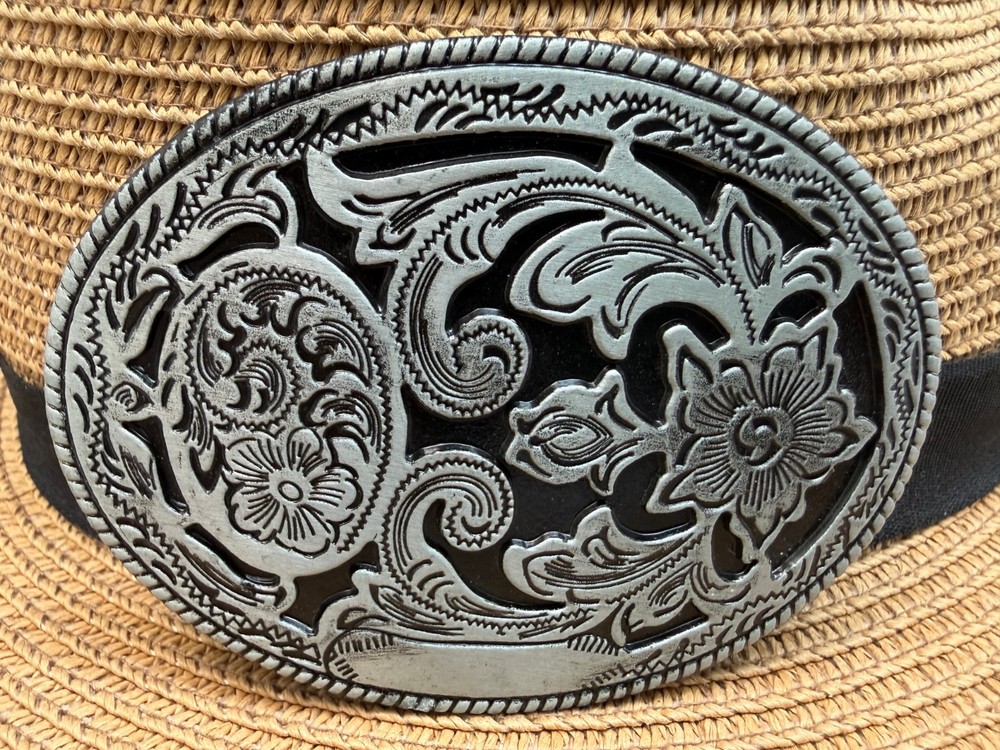 Classic Antiqued Silver Oval Floral & Vine Western Cowboy Belt Buckle