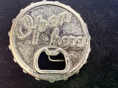 OPEN HERE Bar Party Pick Up Line Novelty Drinking Belt Buckle with Bottle Opener
