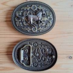 Horse western country oval bronze & metal belt buckle
