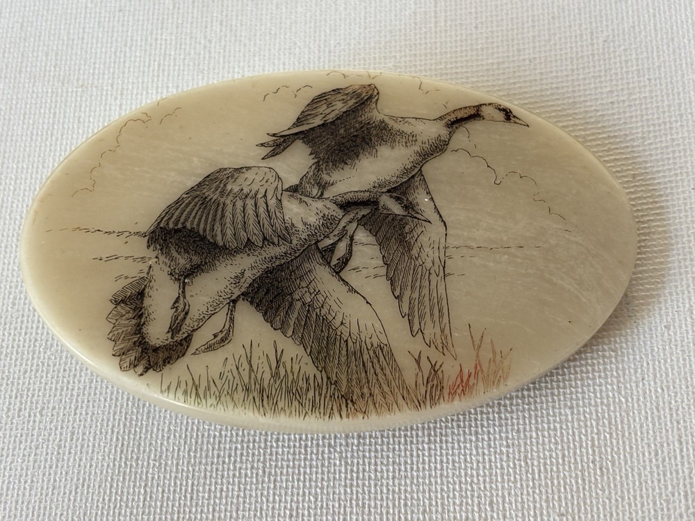 Vintage geese in flight carved belt buckle 3.5”x2.25” Stone Etched And Inked