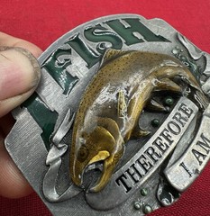 VINTAGE 92’ BELT BUCKLE « I FISH THEREFORE I AM » SISKIYOU FINE PEWTER BROWN TROUT