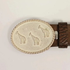 Belt Buckle Giraffe Family Antique Silver Oval Animal Print Safari Nature Design