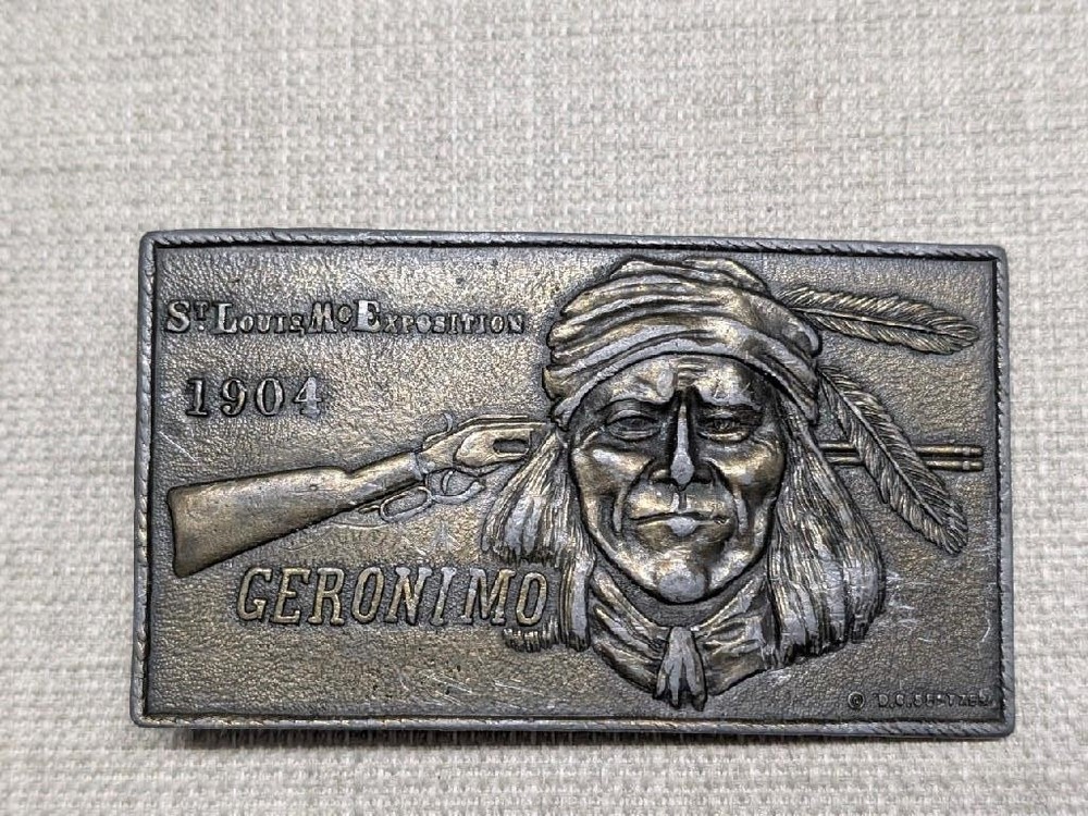 vintage GERONIMO belt buckle NATIVE AMERICAN solid brass INDIAN st louis WESTERN