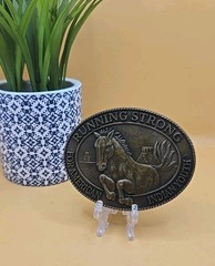 Vintage Brass Belt Buckle « Running Strong For American Indian Youth » Horse