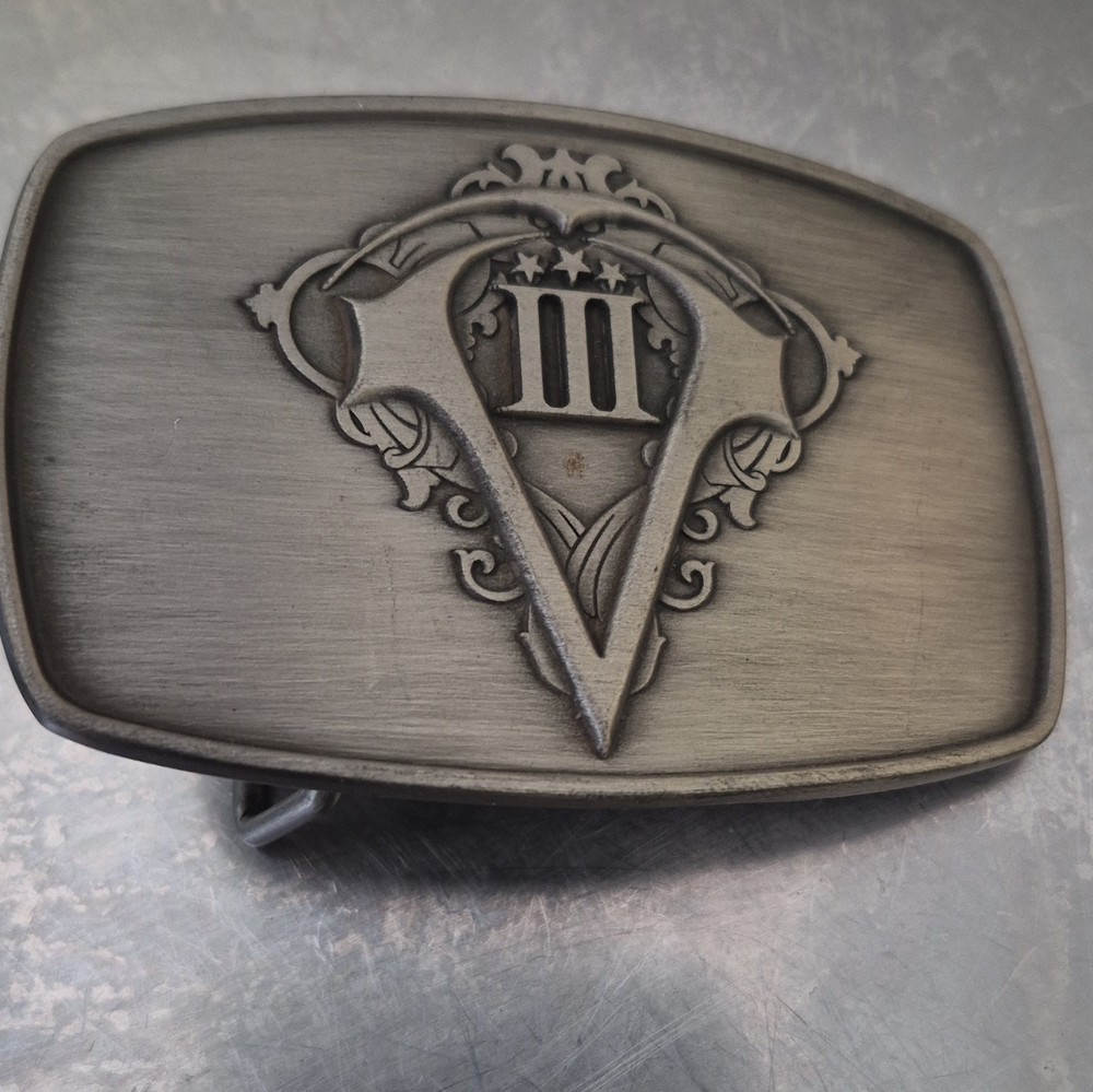 Men&rsquo;s Western Silver Tone Metal Belt Buckle Antique Finish III Emblem 1.5&Prime;