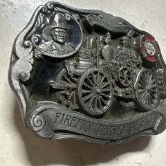 FIREFIGHTERS OF AMERICA 113 Limited Edition Belt Buckle USA Pewter Fire Engine