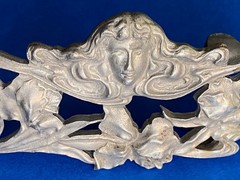 Vintage 1971 Pewter Art Deco Nouveau Face Peace Hippy Love Belt Buckle