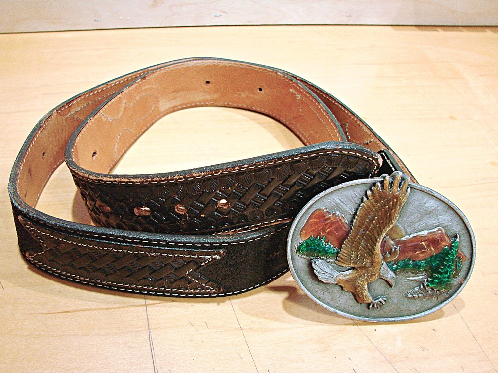 Nocona Leather Belt and 3D Flying Eagle Siskiyou Buckle Size 40 Vintage 1982 USA